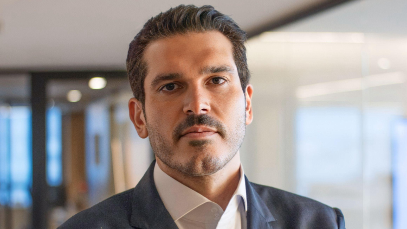 Antecipação descomplicada: Daniel Loyola destaca a importância do advogado trabalhista nas decisões.